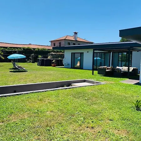 Villa With Private Pool In Neiva, 150 M² *