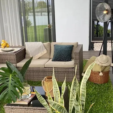 Villa With Private Pool In Neiva, 150 M²