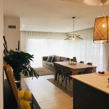 Prázdninový dům Villa With Private Pool In Neiva, 150 M²