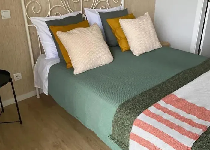 Villa With Private Pool In Neiva, 150 M² Nyaraló *