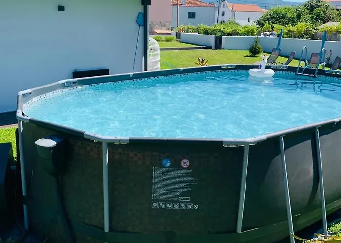 Nyaraló Villa With Private Pool In Neiva, 150 M² *